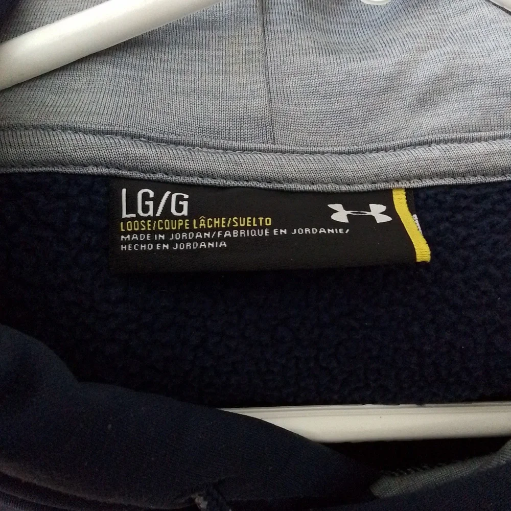 Under Armour hoodie - Picture 3 of 3